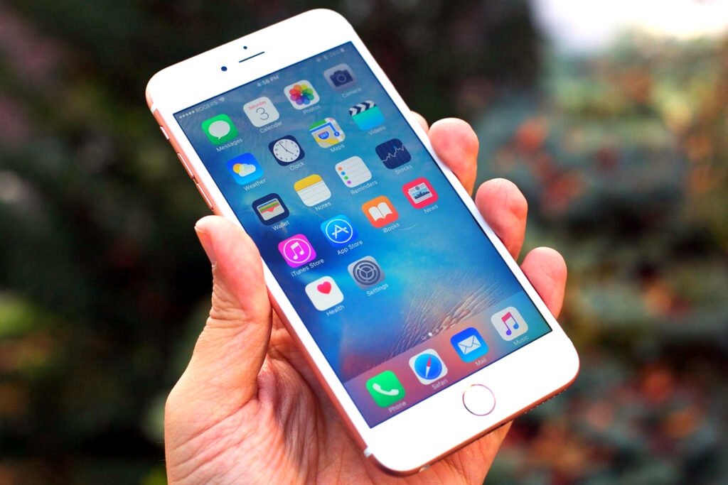 चीन में हु़ई Apple की सेल्स मे गिरावट