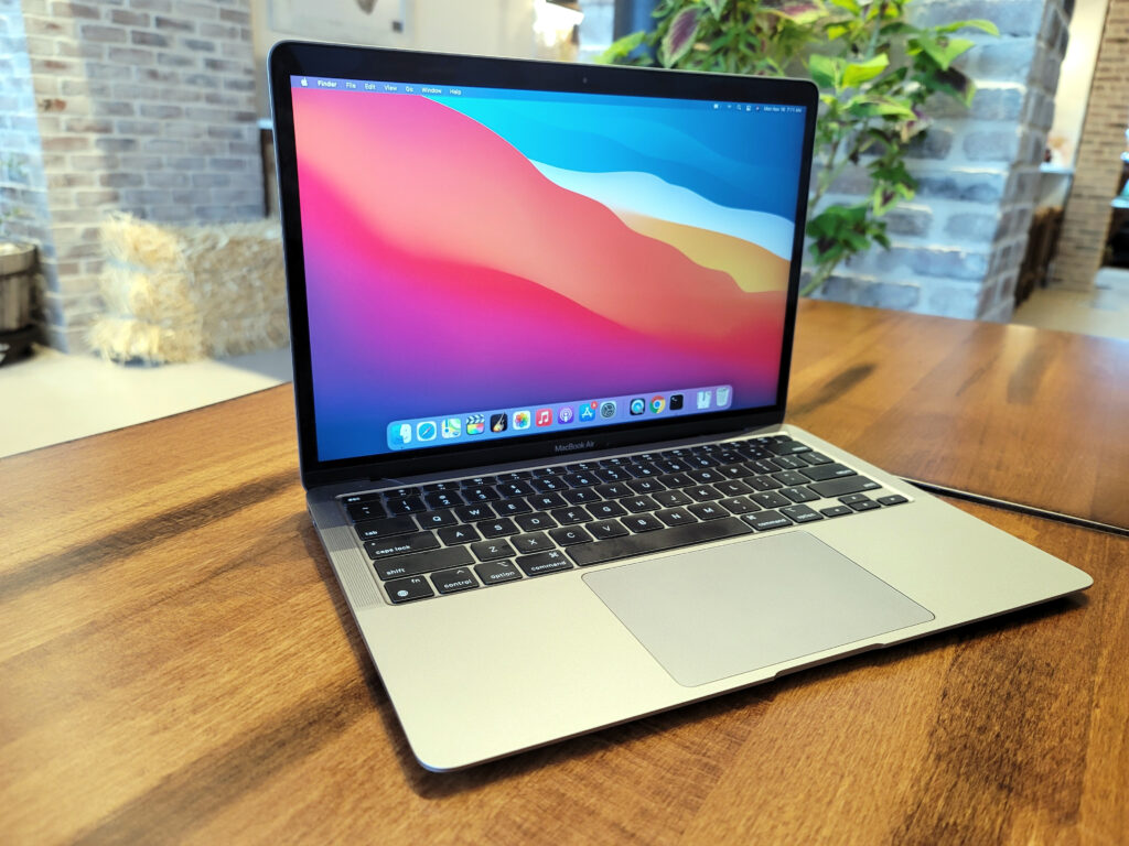 Apple 2020 Macbook Air Apple M1